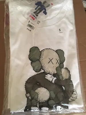 Uniqlo X Kaws Clean Slate Tee Small • $99.99