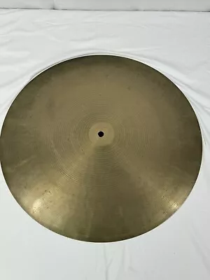Zildjian Avedis Ride Cymbal 18” Flat VTG 2070 Grams Heavy Jazz USA Stamped • $150