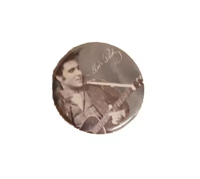 Elvis Presley Pins Vintage Small 1inx1in  • $9.75