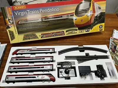 Hornby Virgin Trains Pendolino • £53