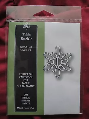 NEW Poppystamps Craft Die By Memory Box TILDA BUCKLE Style No 805 • $7