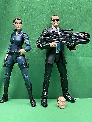 Hasbro Marvel Legends Toys R Us Excl. (Agent Coulson & Maria Hill) COMPLETE • $80