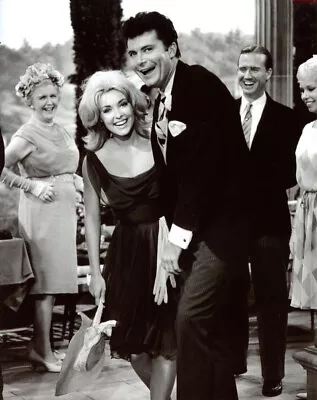 Sharon Tate Max Baer Jr Beverly Hillbillies 8x10 Photo #Q5371 • $8.99