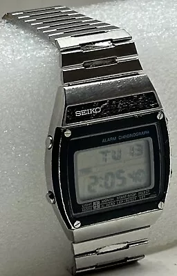 Vintage Seiko A359-4010 Alarm Chronograph Digital LCD Watch 1980's Working • $79.99