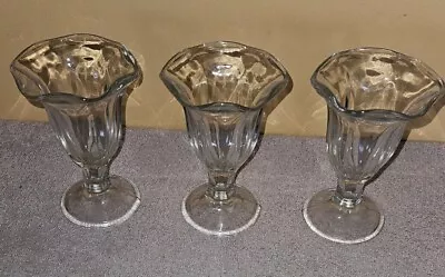 Set Of 3 Vintage Heavy Clear Glass Ice Cream Sundae Dishes - Tulip Shaped 6” • $19.99