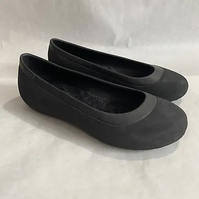 Crocs Slip On Ballet Flats Shoes Mammoth Fur Lined Comfort Black Women's Size 7 • $22.95