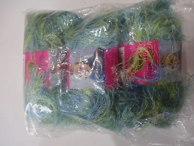 1 Pack Of 3 Skeins Of LION BRAND FUN FUR PRINTS COLOUR 207 SAME DYE LOT • £12