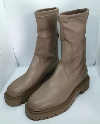 H&M Women's Chunky Beige Sand Non-Leather Calf Length Boots Pull On 39 8 BNWT • $40