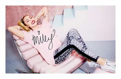 Miley Cyrus Autograph Signed Pp Photo Poster • £6.89