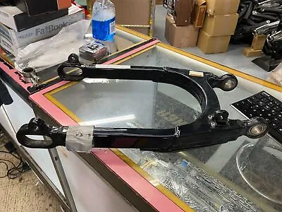 Rear Swingarm Harley Sportster 2004^ OEM Stock Factory Evo 883 1200 Roadster • $69.95