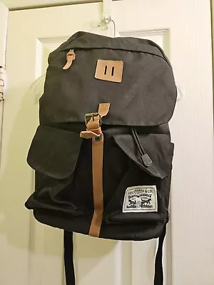 Levis Backpack - Black • $10