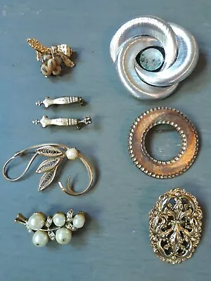 Vintage Lot Of 8 Brooch Pins Unique Rare Costume Jewelry Faux Pearl Filigree • $8