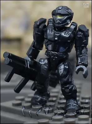 Halo Mega Bloks Unsc Black Recon Spartan W/ Launcher Mini Figure 96942 Elephant • $22.49