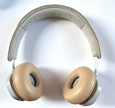 Bang & Olufsen (B&O) Beoplay H8i Over Ear Wireless Noise Cancelling Headphones • £99