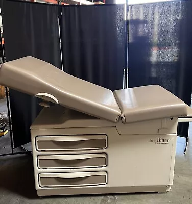 Midmark Ritter 204 Exam Table • $1100