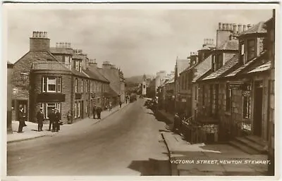 £10 • Buy VICTORIA STREET, NEWTON STEWART - Wigtownshire Postcard William Jolly & C Hunter