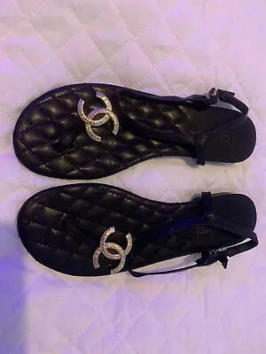 Chanel Leather Flip Flops Authentic (size 39) • £499