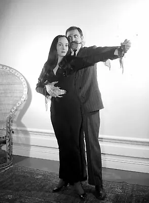 380970 Addams Family Gomez Morticia Dancing Carolyn Jones WALL PRINT POSTER US • $24.95