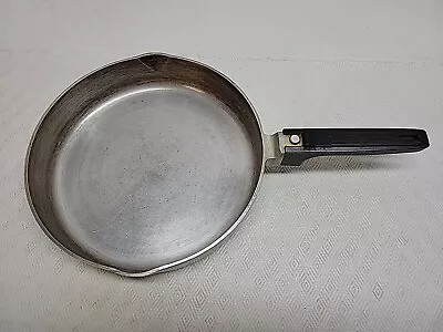 Magnalite GHC U.S.A. 10 Inch Double Spout Frying Pan Sits Flat No Lid • $40