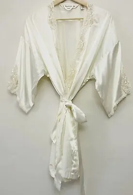 Victoria's Secret Ivory Satin Chantilly Lace Short Robe Nwot SZ O/S • $33