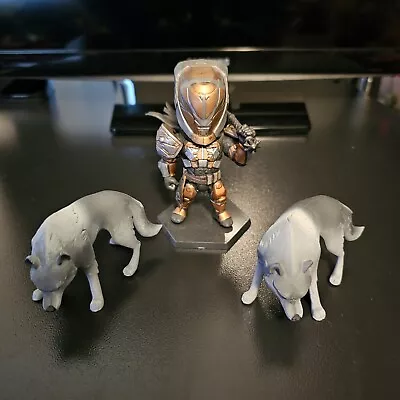 Destiny Lord Saladin Bungie Loose Figure With Wolves 4  Toy Plastic! • $10