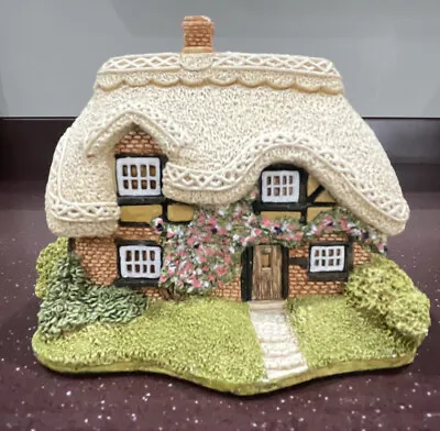 Lilliput Lane 1990 “Bramble Cottage” English Collection. • £18.29