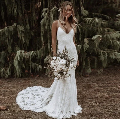 $800 • Buy Women's Lace Wedding Dress Size 12