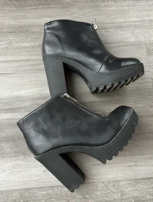 Mossimo Black Faux Leather Ankle Booties Size 7.5 Zip Platform Lug • $25.71