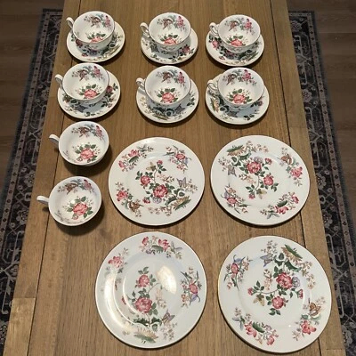 $100 • Buy Wedgwood Charnwood WD3984 Vintage Bone China England 18 Pieces Floral Butterfly