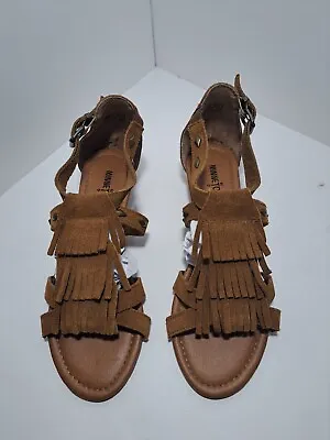 Minnetonka Brown Leather Fringe Adjustable Sandals Ladies Sz 8 • $17