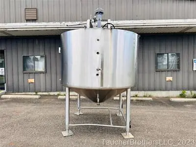 950 Gallon Jacketed Stainless Steel Mixing / Holding Tanks • $4150