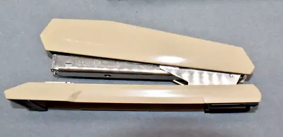 Vintage Faber Castell FC-17 Desktop Stapler By Isaberg Made In Sweden • $7.49