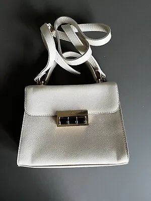 £10 • Buy Jane Shilton Shoulder Bag.