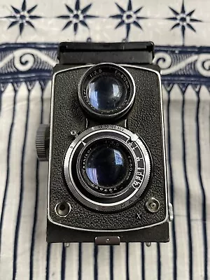 Yashica Vintage Two Lenses Camera Yashicor • $84.99