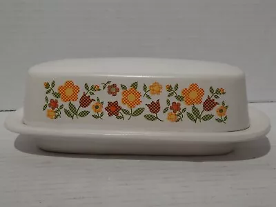 Vintage McCoy Butter Dish #7013 Stoneware Daisy Chain USA • $15