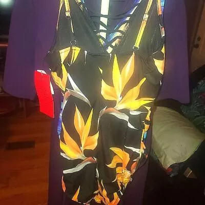 NWT Women's MAGICSUIT Paradise Sadie Swimsuit Size12. Look 10lbs Lighter. • $100