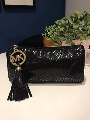 Stunning Michael Kors Make Up Bag. Textured Shiny Faux Leather.  Tassel Detail • £24.99