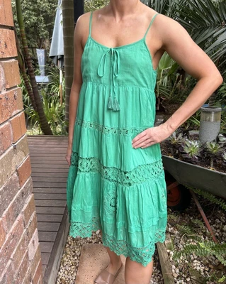 $15 • Buy Adrift Embroidered Dress Small 