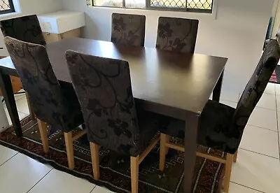 $120 • Buy 6 Seater Dining Suite & Table