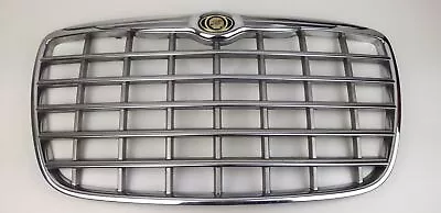 04806366AA Chrysler 300C (2005-2010) Panel Grille Front Bumper • $260.11