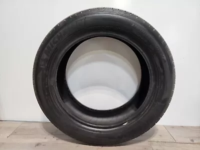 Lightly Used Michelin Primacy MXV4 215/55R17 (93V) • $39.99