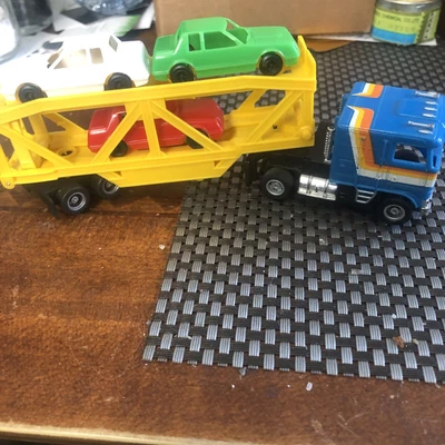 $55.99 • Buy Tyco Us1 Semi And Car Hauler Trailer Slot Car TOMY AFX .runs Slot Cars