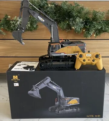HUINA TOYS 1:14 PRO RC 2.4GHz Tracked Excavator Model 1592 - NEW • $149.99
