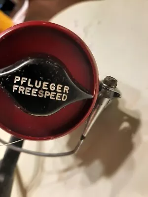 Vintage Pflueger Freespin 1000 Reel  • $19