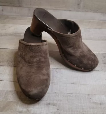 UGG Australia Abbie Mule Clogs Women's 9 Brown Suede Shoes Style 5772 • $28