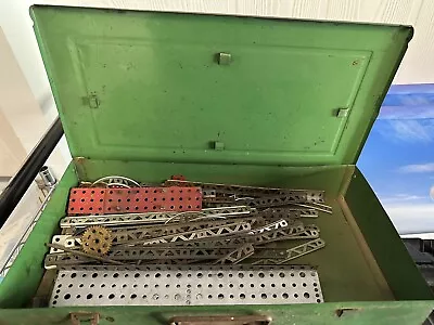 Vintage Erector Set Parts And Vintage Metal Box. • $1.25