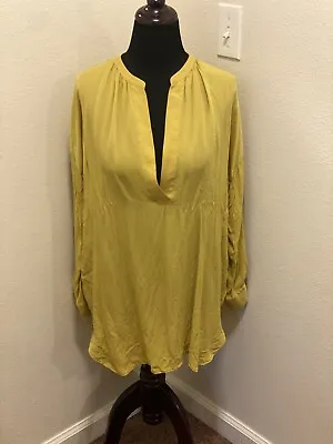 Vince 100% Silk Popover Yellow Green Blouse Top Half Placket Dolman Oversized M • $55