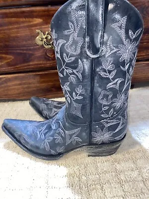 New Old Gringo Cowboy Boots Beautiful Embroidered  Size 7 • $250