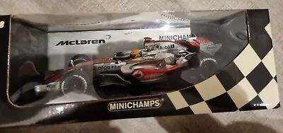 Lewis Hamilton 1:18 Minichamps MP4-22 2007 F1 Rookie Vodafone McLaren Mercedes • £115