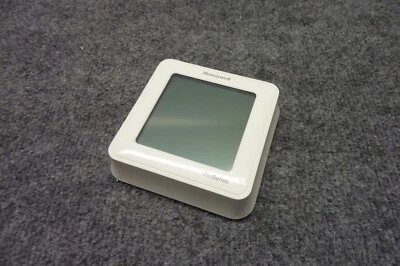 $24.99 • Buy Honeywell TH6320zw2003 T6 Pro Series Z-Wave Stat Thermostat